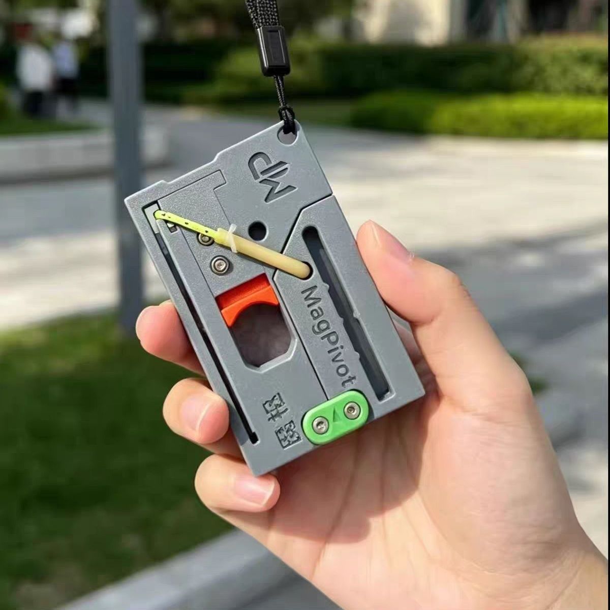 MagaPivot Card Slingshot Porta - đánh giá và giá Outdoor Hunting Products